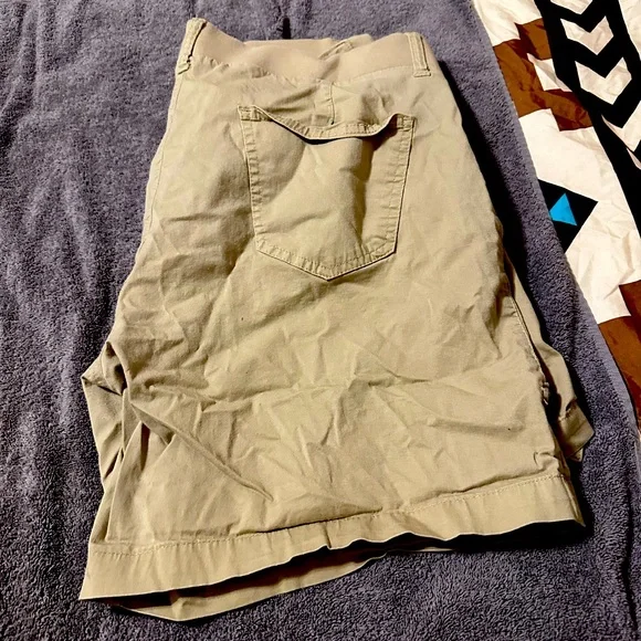 Women’s shorts - Picture 1 of 2